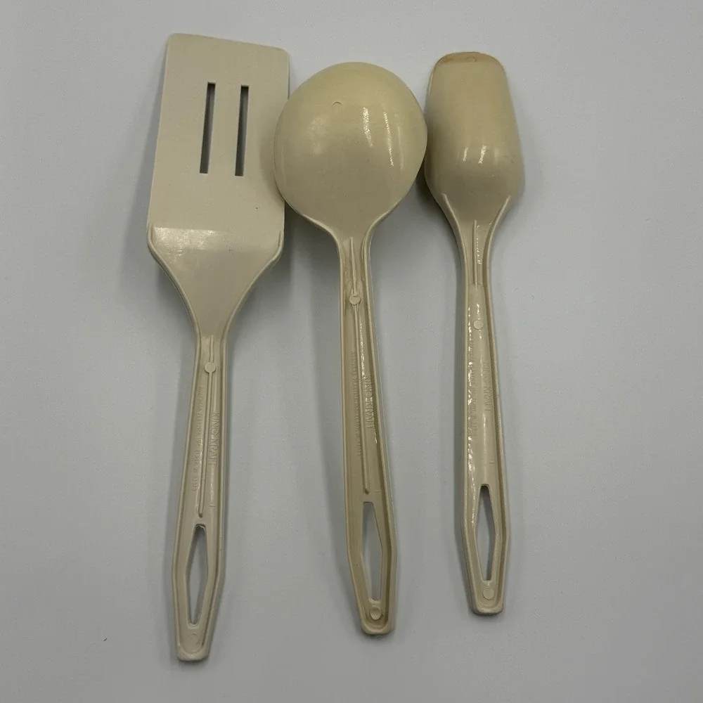 Vintage King Kraft Kitchen Utensil Set Beige Plastic‎ USA Made (3-Piece)